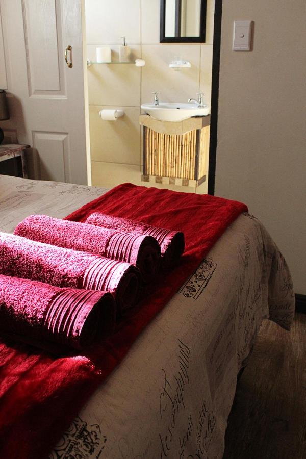African Adventures Accommodation Durbanville Zewnętrze zdjęcie